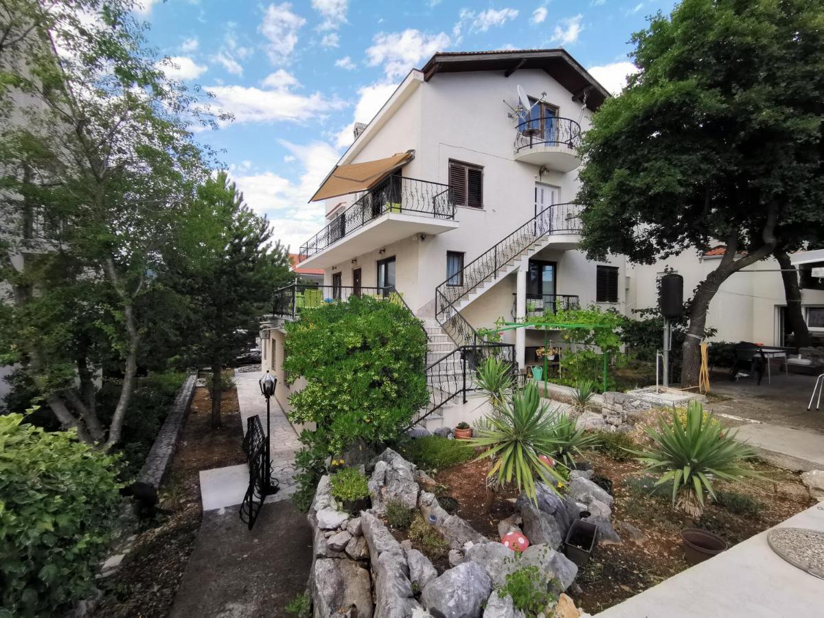 Guest House Dijana คราลเยวีจา ภายนอก รูปภาพ