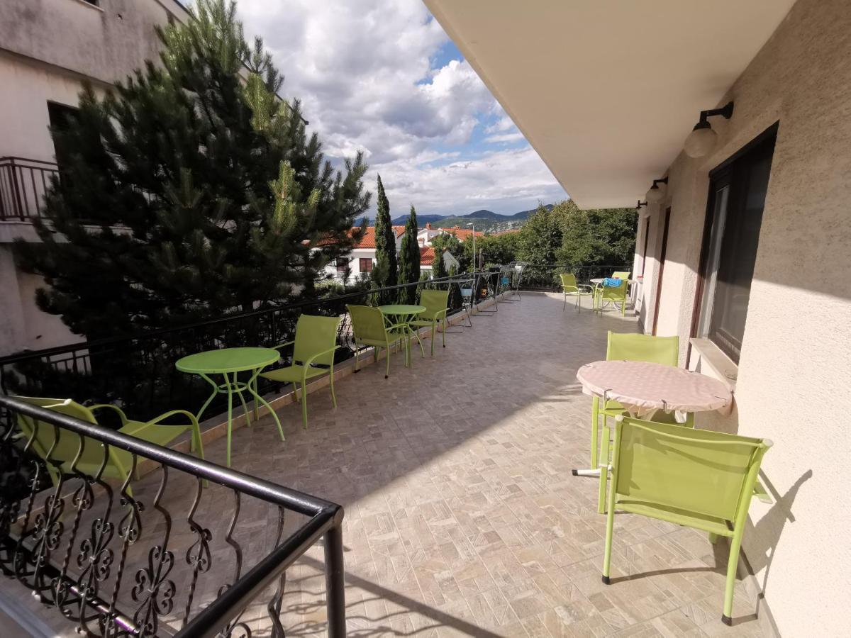 Guest House Dijana คราลเยวีจา ภายนอก รูปภาพ