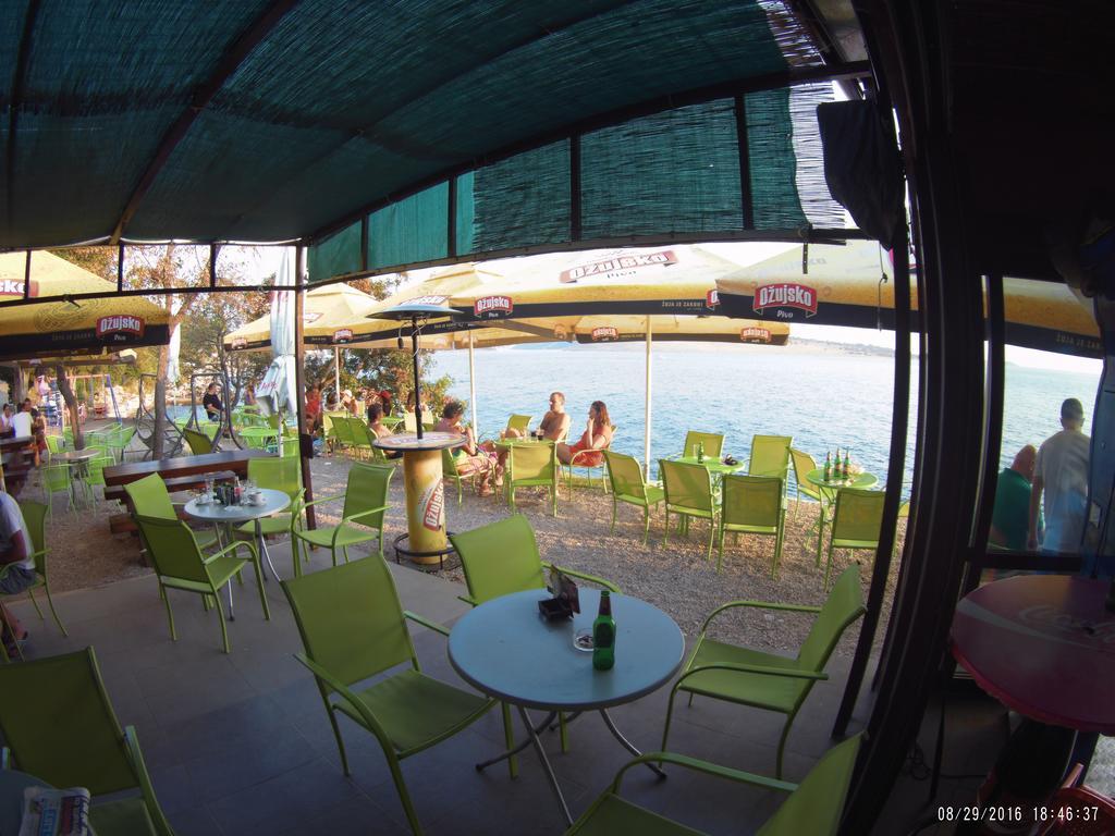 Guest House Dijana คราลเยวีจา ภายนอก รูปภาพ