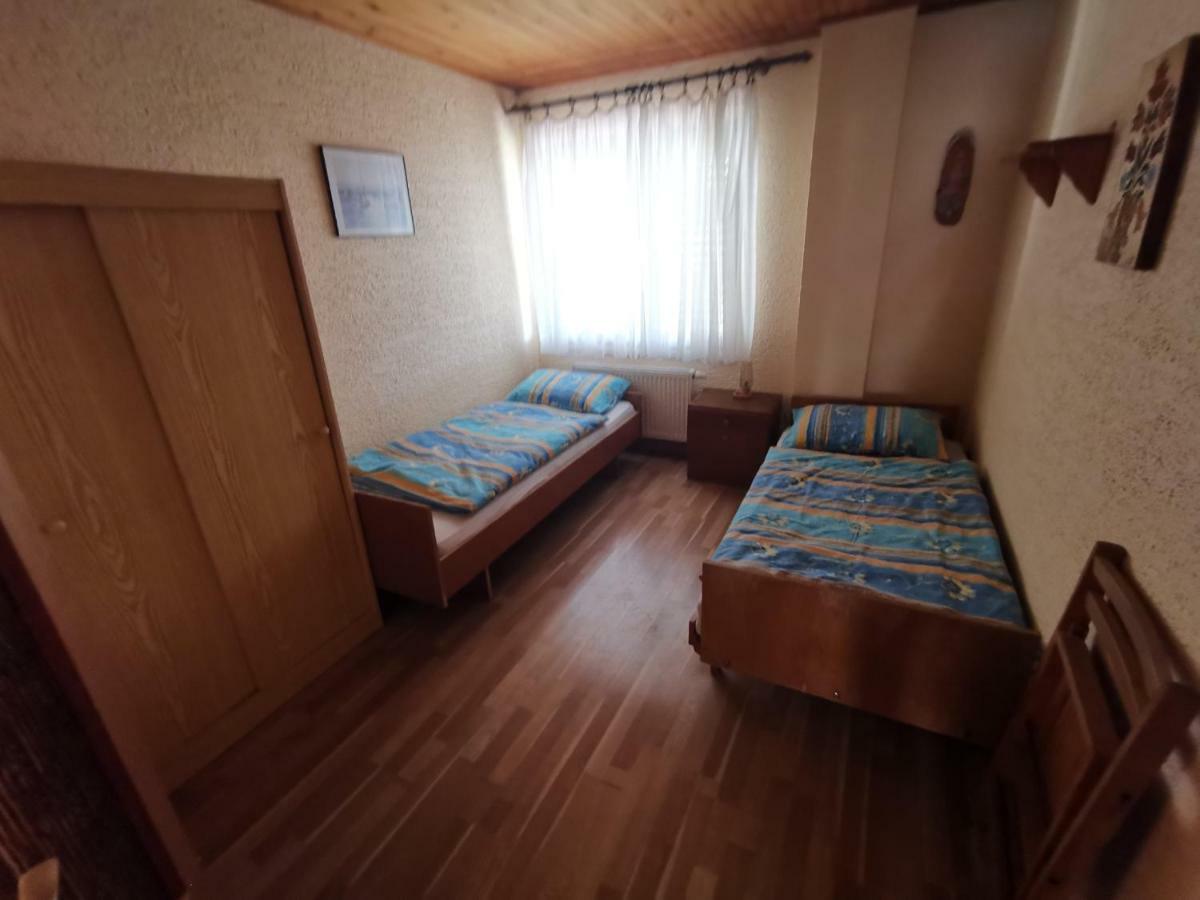 Guest House Dijana คราลเยวีจา ภายนอก รูปภาพ